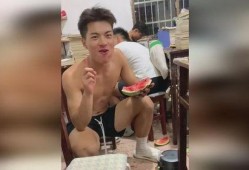 今日吃瓜体育生男友,揭秘校园恋情背后的甜蜜与挑战